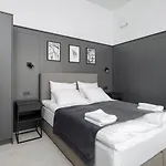 L11, Limanowskiego 4*