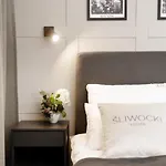 L11, Limanowskiego 4*