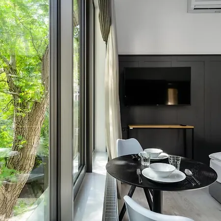 L11, Limanowskiego Ξενοδοχείο με διαμερίσματα