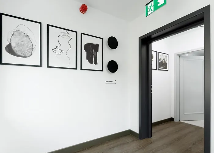 L11, Limanowskiego Aparthotel 4*