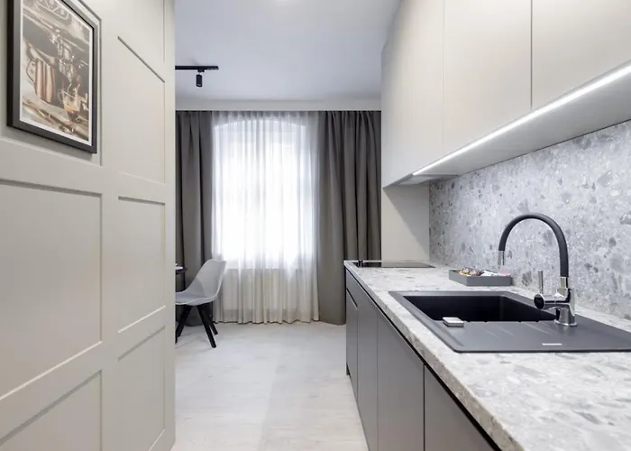 L11, Limanowskiego Aparthotel