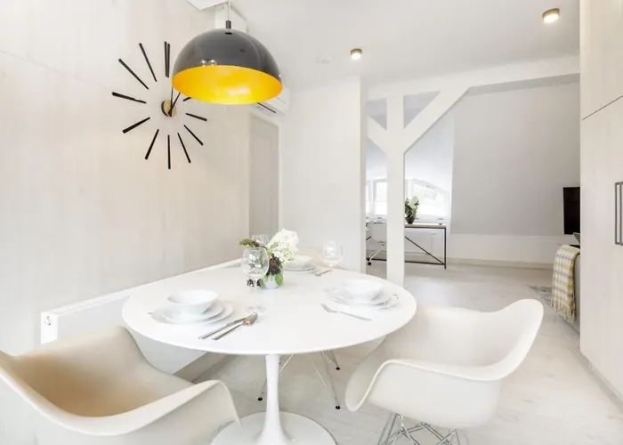 L11, Limanowskiego Aparthotel