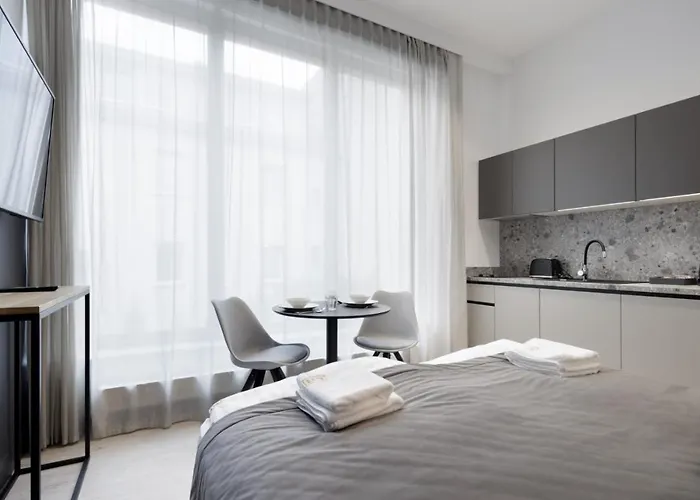 L11, Limanowskiego Aparthotel