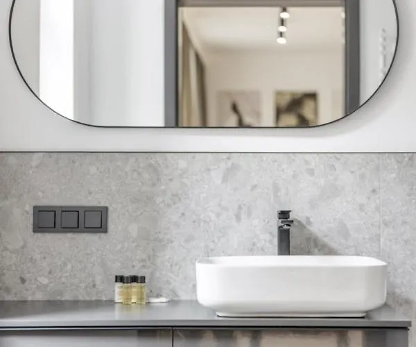 L11, Limanowskiego Aparthotel