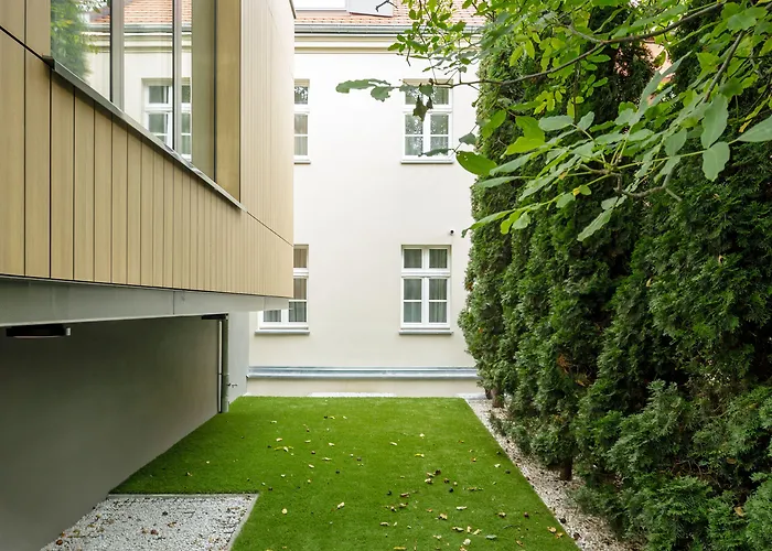 L11, Limanowskiego Aparthotel 4*