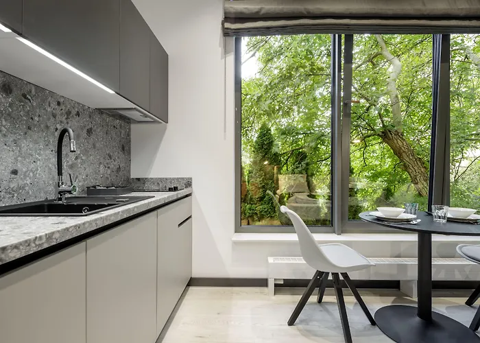 Aparthotel L11, Limanowskiego