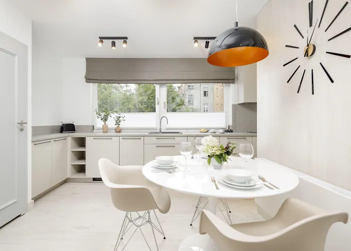 L11, Limanowskiego Poznaň