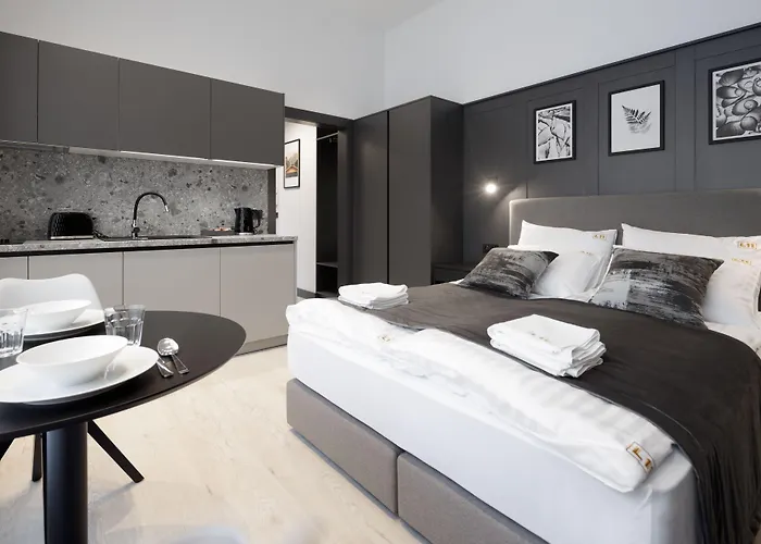 L11, Limanowskiego Aparthotel