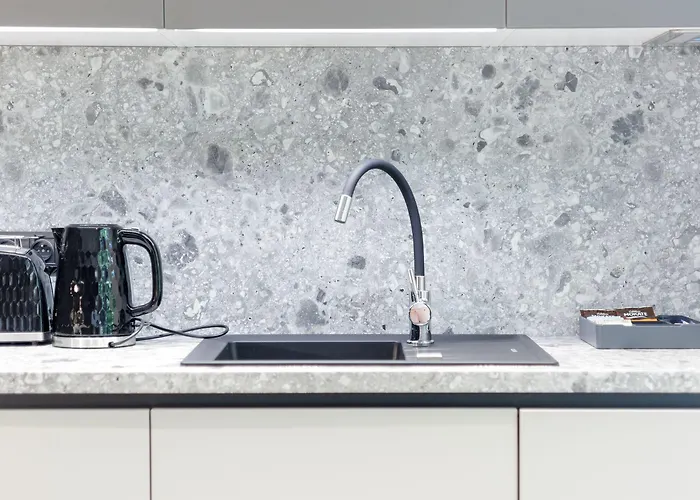 L11, Limanowskiego Aparthotel