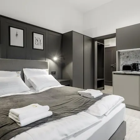 L11, Limanowskiego Hotel apartamentowy