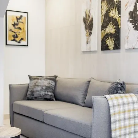 L11, Limanowskiego Aparthotel 4*