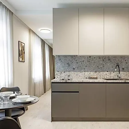 Aparthotel L11, Limanowskiego
