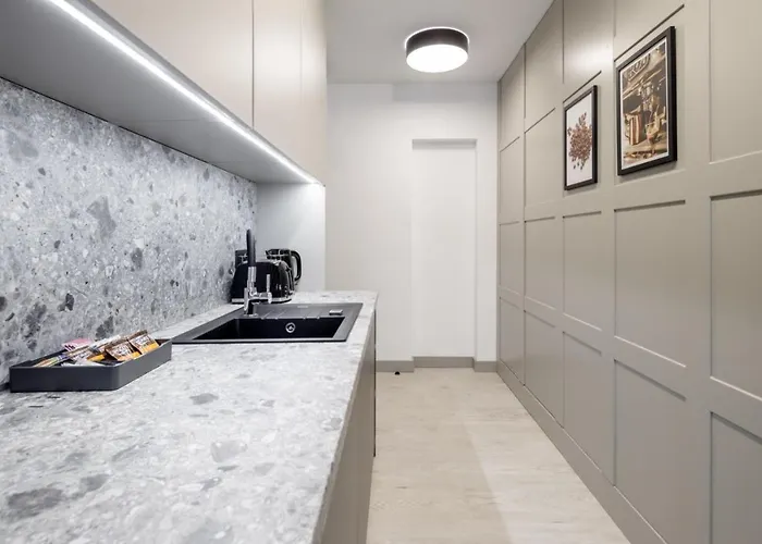 L11, Limanowskiego 公寓式酒店