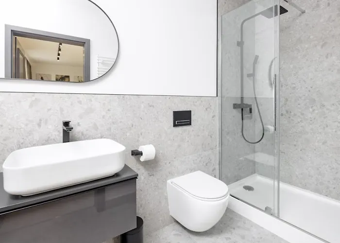 L11, Limanowskiego 4*