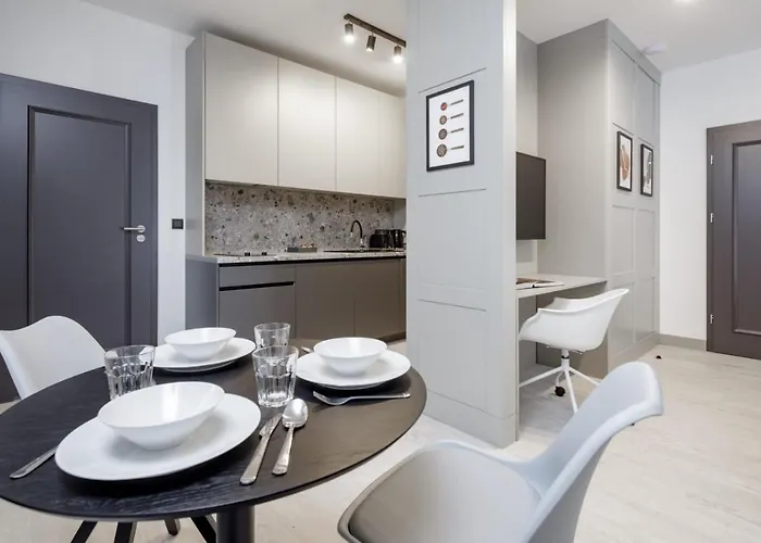 Aparthotel L11, Limanowskiego Poznan