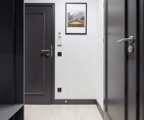 Aparthotel L11, Limanowskiego