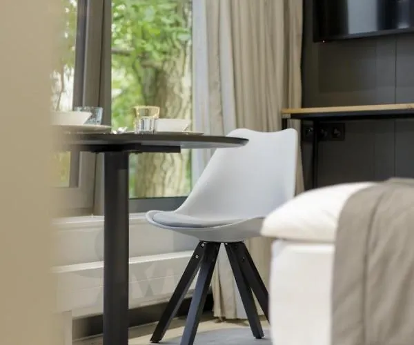 Aparthotel L11, Limanowskiego Poznan